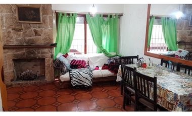 Ph 3 ambientes. Dos dormitorios en suite. Cochera. Zona Playa grande.
