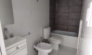 ALQUILER  2 AMBIENTES CON TERRAZA Y BALCON