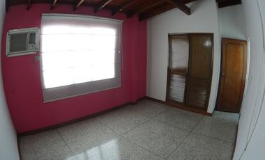 casa en venta en quinta oriental. Cod V19363