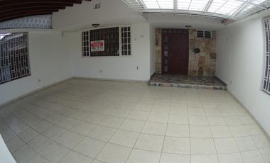 casa en venta en quinta oriental. Cod V19363