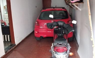 Casa en venta en Avellaneda Este