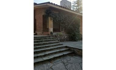 VENDEMOS  HERMOSO CHALET  EN TALA HUASI  20 MTS DEL RIO