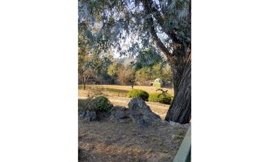 VENDEMOS  HERMOSO CHALET  EN TALA HUASI  20 MTS DEL RIO