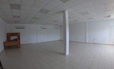 Patio de Trabajo con Oficinas en Renta Calle 26, Ciudad del Carmen