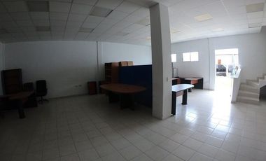 Patio de Trabajo con Oficinas en Renta Calle 26, Ciudad del Carmen