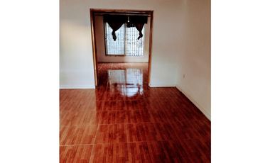 SANTIAGO / SAN RAMÓN / VENTA CASA 4D 1B 2E