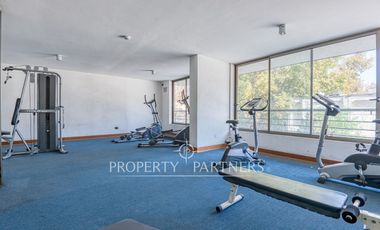 Departamento en venta, vista despejada al oriente a pasos de metro Manuel Montt.