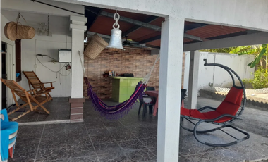 SE VENDE CASA EN LAS CUMBRES $200,000 AM