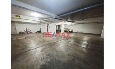 Alquiler Departamento En Surco Frente A Parque - Cochera+Deposito