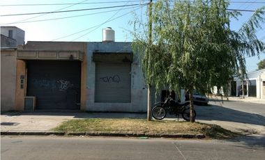 CINCO LOCALES EN VENTA EN ITUZAINGO NORTE IDEAL INVERSOR