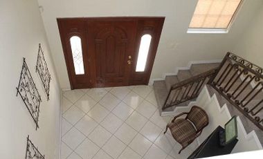 Hermosas casas completamente amuebladas, excelente ubicación y privado.