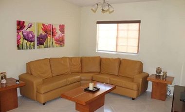 Hermosas casas completamente amuebladas, excelente ubicación y privado.