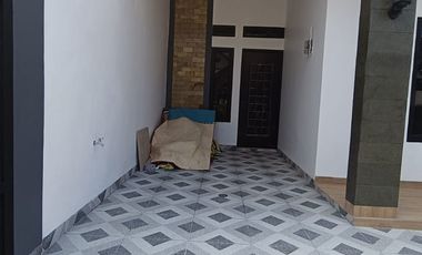 Rumah Hadap Utara 12 Menit ke Summarecon Mall Bekasi Siap KPR J-38681