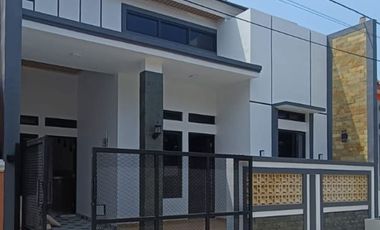 Rumah Hadap Utara 12 Menit ke Summarecon Mall Bekasi Siap KPR J-38681