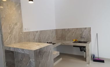 Rumah Hadap Utara 12 Menit ke Summarecon Mall Bekasi Siap KPR J-38681