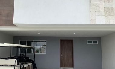 CASA EN VENTA AL NORTE DE AGUASCALIENTES MOD QUATTRO (IRMA)