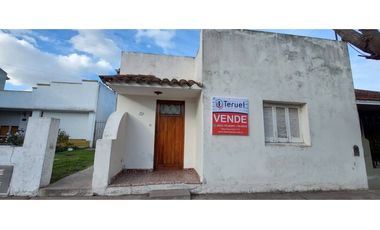 Casa de 3 amb  sobre lote de 10 x 30 en muy buena ubicación.
