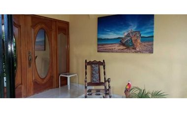 VENDO HERMOSA CASA AMOBLADA EN DAVID