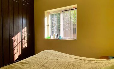 Departamento de 2 AMBIENTES ubicado en el Barrio Sindicato Empleados dé Comercio.