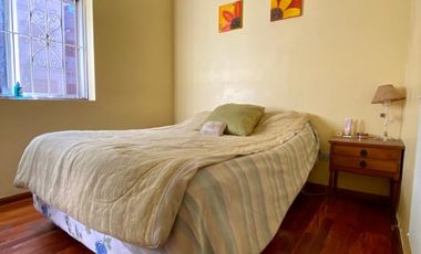 Departamento de 2 AMBIENTES ubicado en el Barrio Sindicato Empleados dé Comercio.