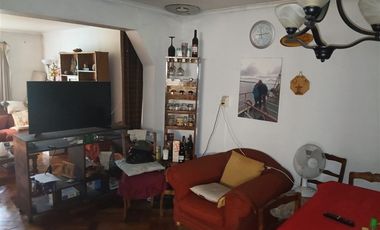 VENTA CASA 4D 2D SAN JOAQUIN