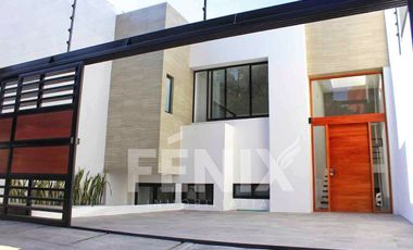 En venta casa totalmente nueva a unos pasos de Av. Araucarias- Diseño exclusivo