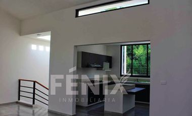 En venta casa totalmente nueva a unos pasos de Av. Araucarias- Diseño exclusivo