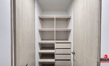 apartamento en arriendo en parque principal. Cod A4570