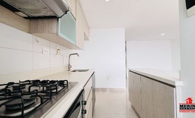 apartamento en arriendo en parque principal. Cod A4570