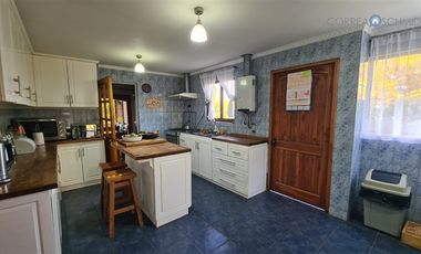 Casa en venta de 4 dorm. en Graneros