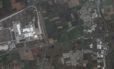 45,000 mts 2 EN RENTA SOBRE DISTRIBUIDOR VIAL PLANTA TOYOTA APASEO EL GRANDE