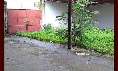 OFICINAS CON NAVE Y TERRENO EN VENTA