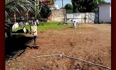 OFICINAS CON NAVE Y TERRENO EN VENTA