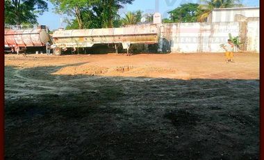 OFICINAS CON NAVE Y TERRENO EN VENTA