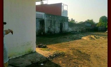 OFICINAS CON NAVE Y TERRENO EN VENTA