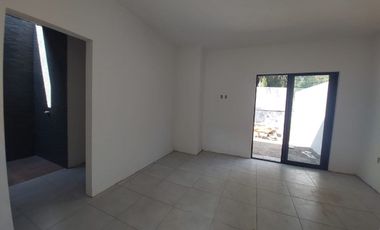 ¡CASA 2BLE ALTURA MUY ELEGANTE!