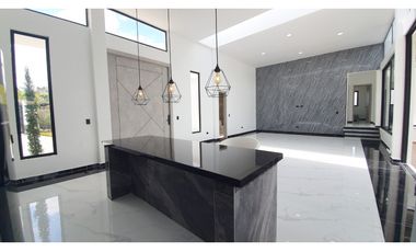 Se Vende Espectacular Casa Campestre En Condominio En Fusagasuga