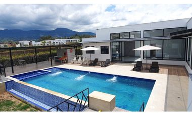 Se Vende Espectacular Casa Campestre En Condominio En Fusagasuga