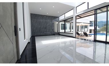 Se Vende Espectacular Casa Campestre En Condominio En Fusagasuga