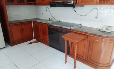 Di Sewakan Rumah Luxury Full Furnished 4 Kamar di Jl. Setrasari Bandung
