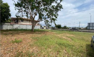 SE VENDE TERRENO EN CHITRÉ >>1,001 mt2<<