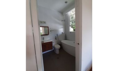 CASA EN ALQUILER MUY COMODA Y TOTALMENTE AMOBLADA EN ANCON