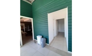 CASA EN ALQUILER MUY COMODA Y TOTALMENTE AMOBLADA EN ANCON