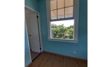 CASA EN ALQUILER MUY COMODA Y TOTALMENTE AMOBLADA EN ANCON