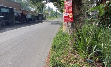 Tanah Lokasi Sempurna Pinggir Jalan Ramai di Krapyak