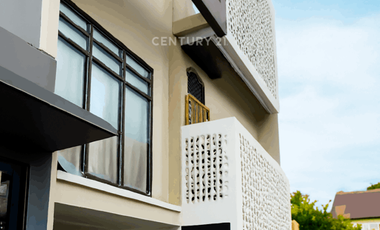 Rumah 3 Kamar Akses Private Di Palagan Belakang Hotel Hyatt