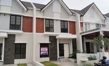 Sewa cepat murah , Rumah baru siap huni Eco Medayu, Rungkut dekat UPN, Merr