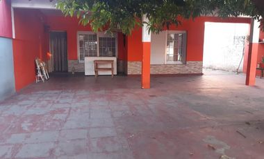 Casa para 2 Familias en venta en Rafael Castillo