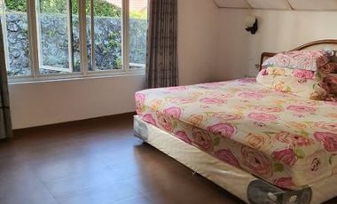 Dijual villa grand trawas tamanlili blok E