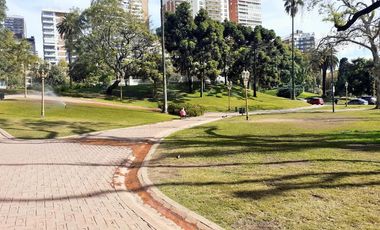 Excelente edificio antiguo de categoria en Barrancas de Belgrano con vista Rio y verde.